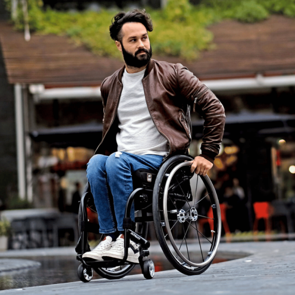 Quickie Nitrum Lightweight Wheelchair - Image 4