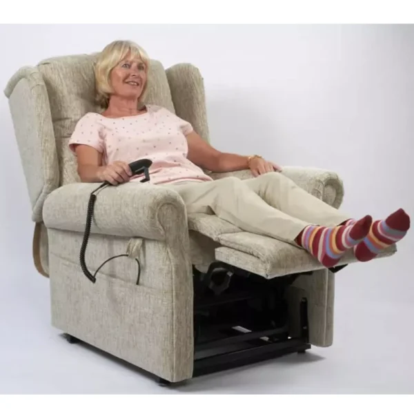 Primacare Aberdare Riser Recliner Chair - Image 4