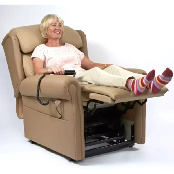 Primacare Monza Riser Recliner