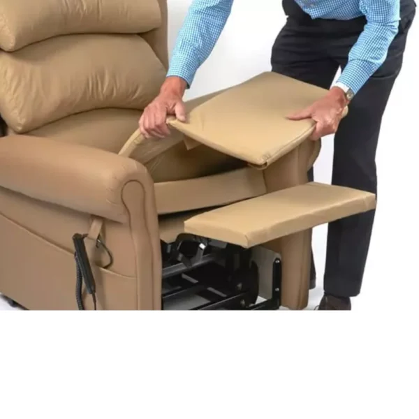 Primacare Monza Riser Recliner - Image 7