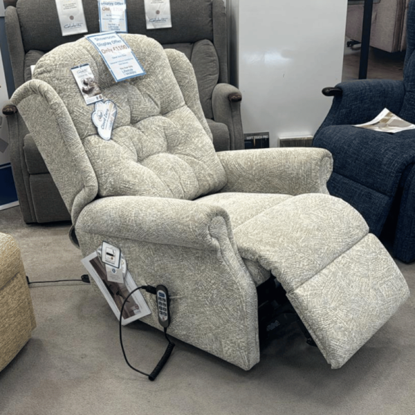 (EX-DEMO) Celebrity Cloud Zero Chair - Image 2