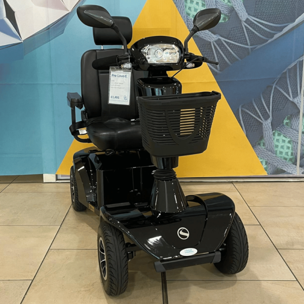 (Pre-Loved) Sunrise Medical S700
