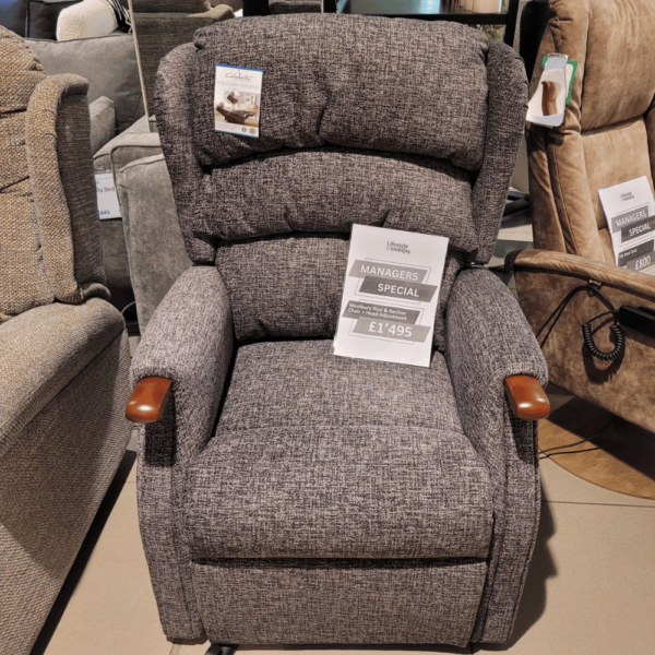 (EX-DEMO) Westbury Rise & Recline Chair+ Head Adjustment