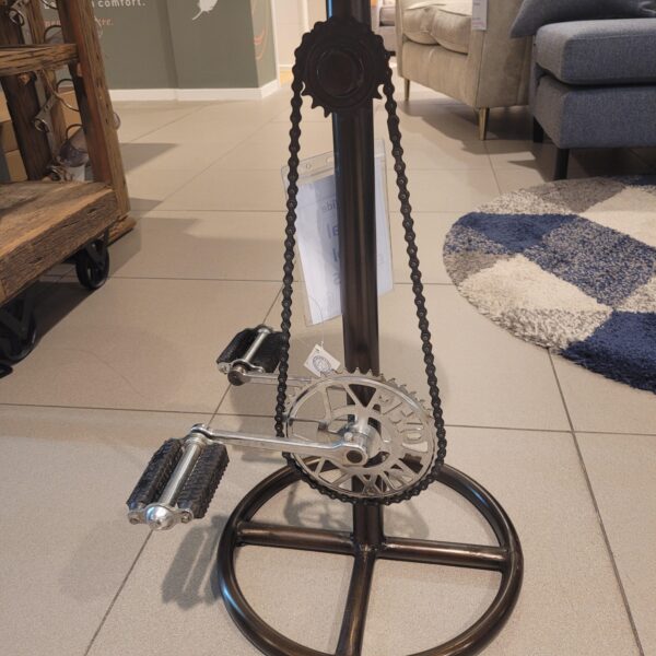 (EX DEMO) World Wide Pedal Stool - Image 2