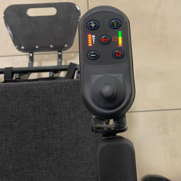 (EX-Demo) JBH Carbon Fibre Powerchair - Image 4