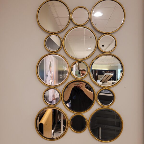Circles Mirror