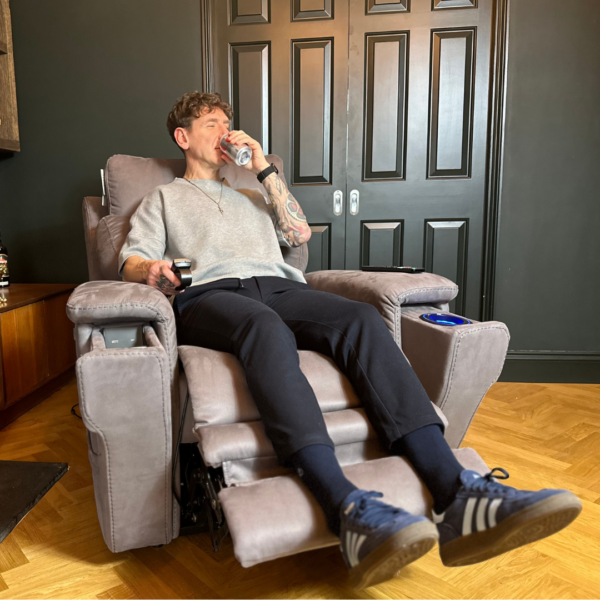 LuXe Mobility Laurelton 5 Motor Zero Gravity Riser Recliner - Image 2