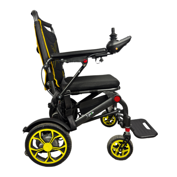 LuXe Mobility Xenith Remote Control Powerchair - Image 4