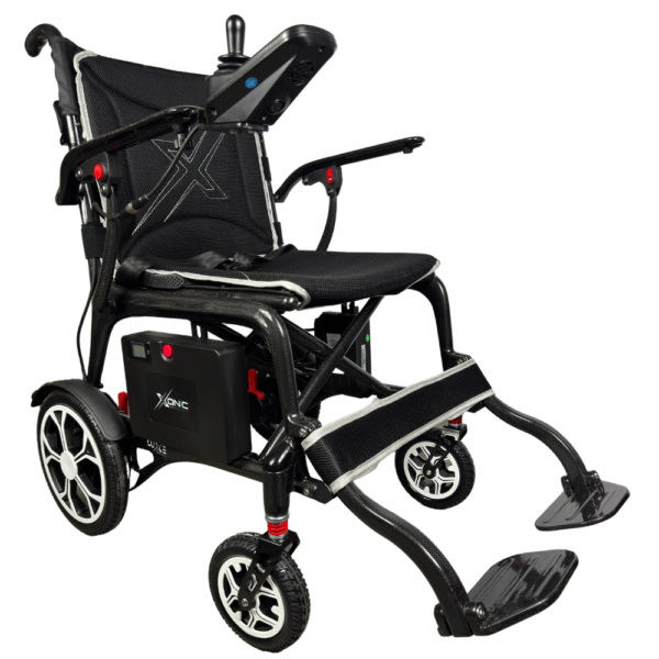 LuXe Mobility Xonic Carbon Fibre Folding Powerchair - Image 2