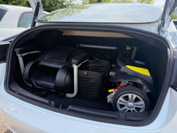 The X200 Lite stows easily and fast into a car boot