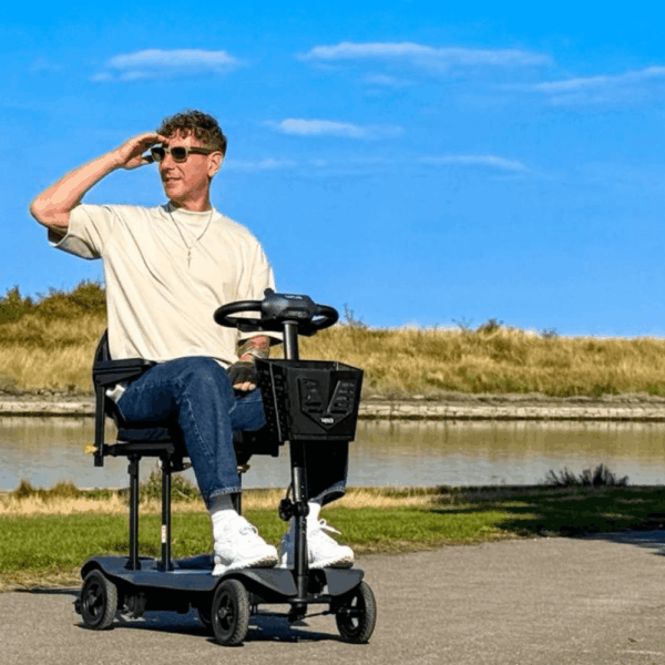 LuXe Mobility AtomiX Folding Mobility Scooter - Image 2