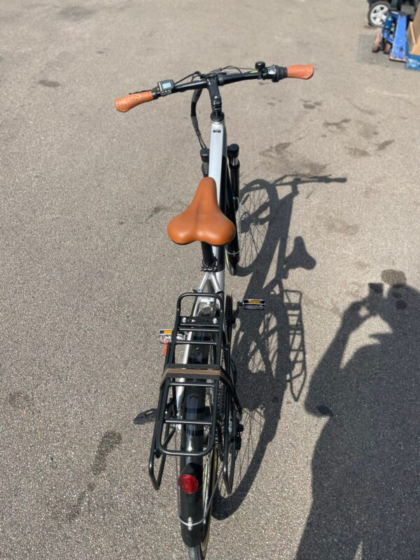 Ex Demo Dallingridge Malvern Electric Bike - Image 2