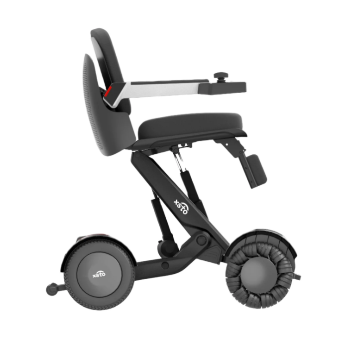 M4 Self-Balancing Powerchair - seat lift demonstration