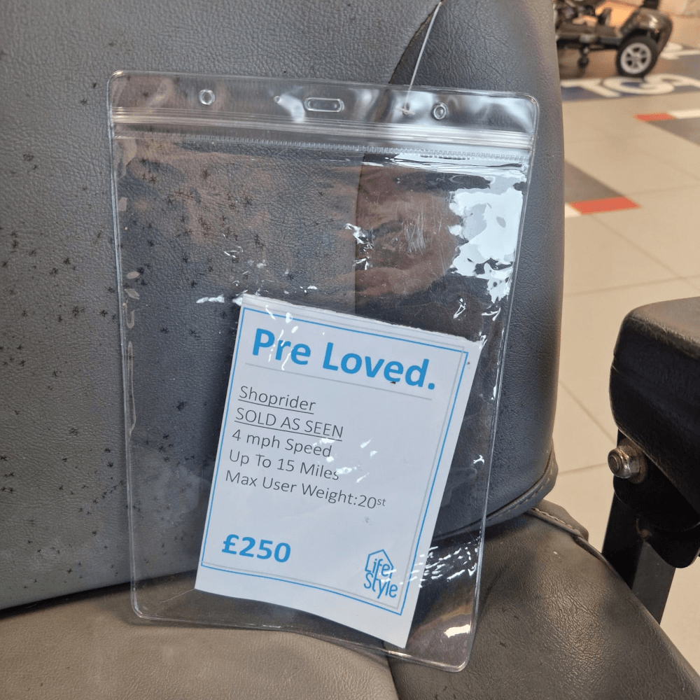 (Pre-Loved) Shoprider Mayfair Deluxe - Image 2