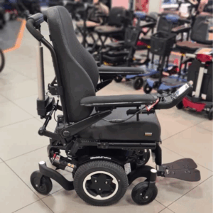 (Pre-Loved) Q300 M Mini