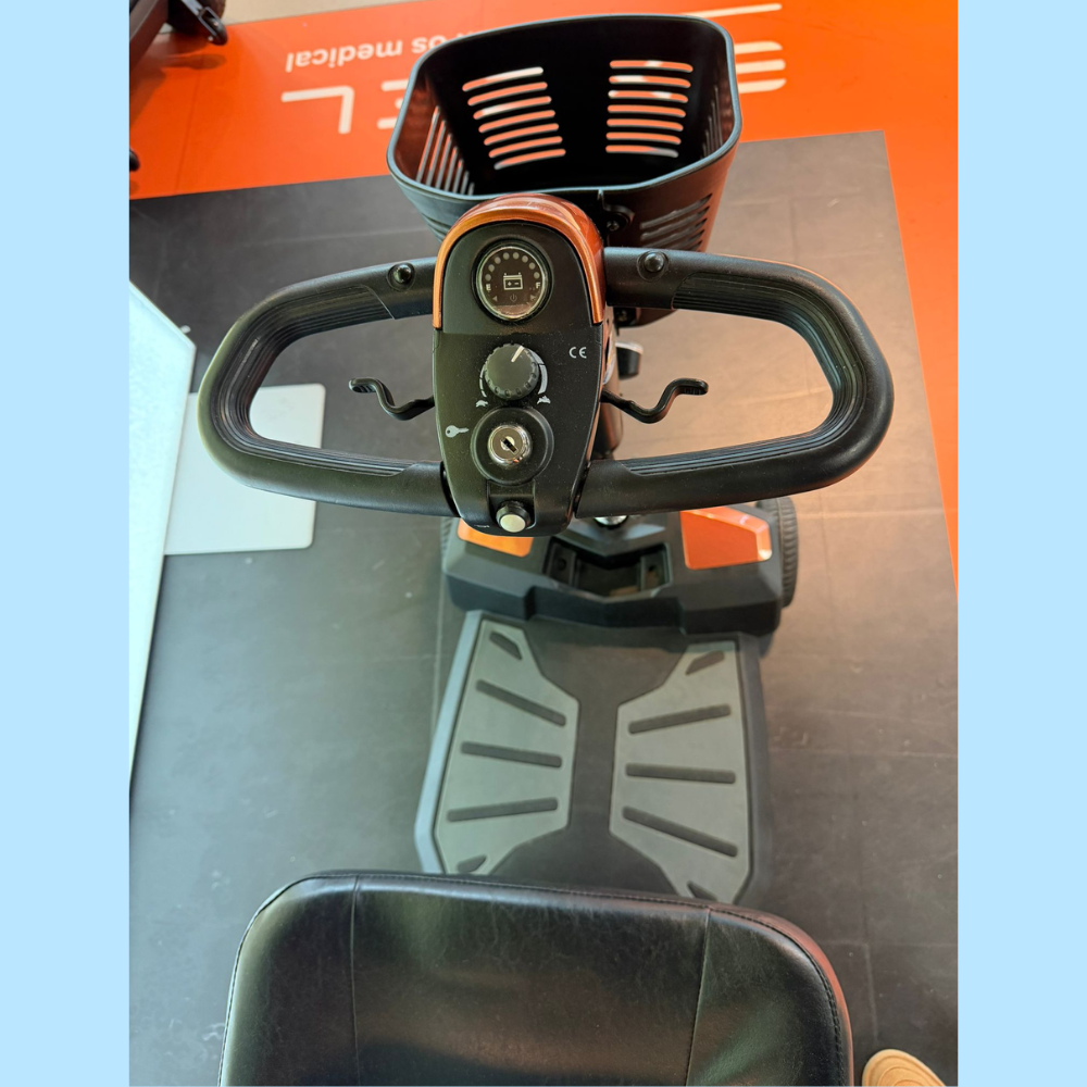 (Pre-Loved) Pride Apex Rapid Mobility Scooter - Image 4